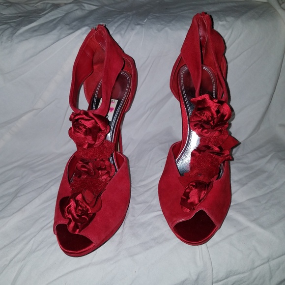 Bakers Shoes - Bakers red high heels 10
